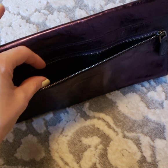 Rare Alexander McQueen Purple leather clutch - Picture 8 of 8